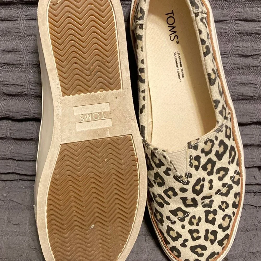 Tom's Alpargata Beige Leopard Women's Slip-On‎ Espadrilles Shoes